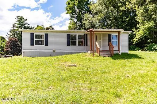 4280 Pam Lane, Warriors Mark, PA 16877