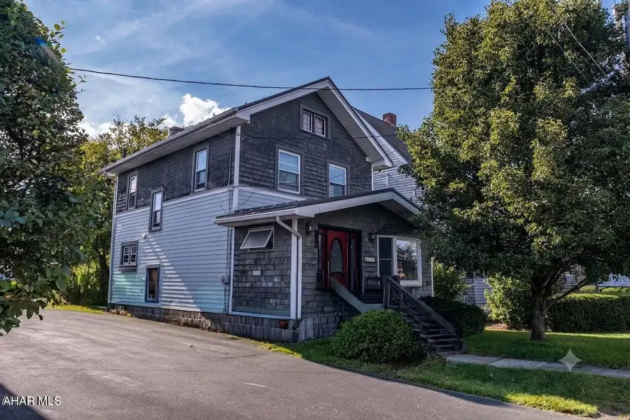 516 Logan Boulevard, Altoona, PA 16602 - #2