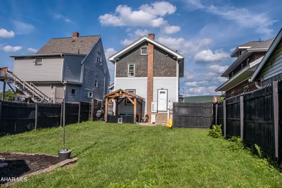 516 Logan Boulevard, Altoona, PA 16602 - #3