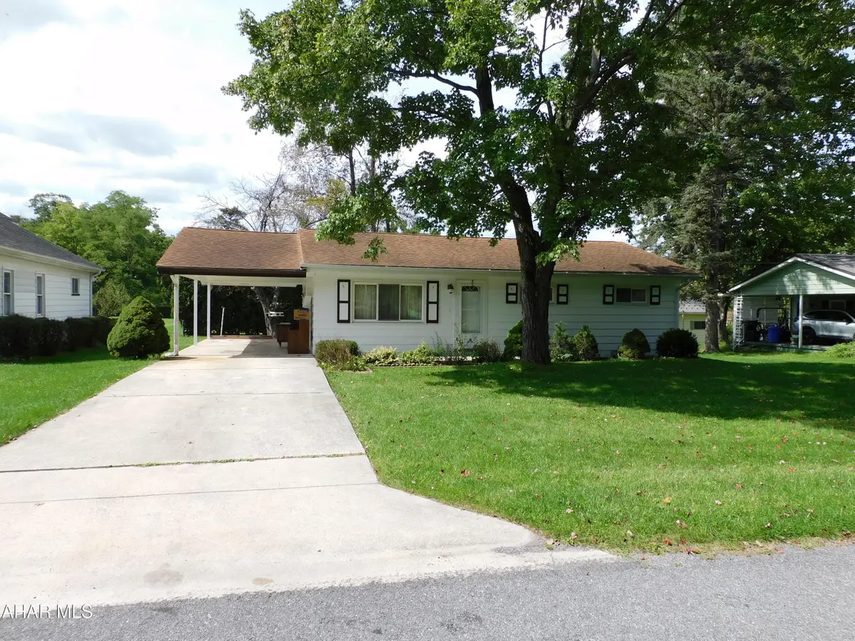 1508 Princeton Road, Altoona, PA 16602 - #1