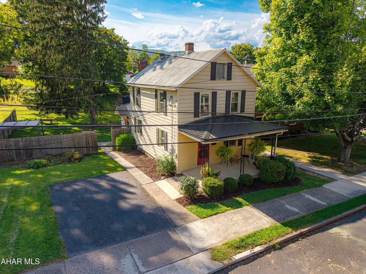 234 S Thomas Street, Bedford, PA 15522 - #1