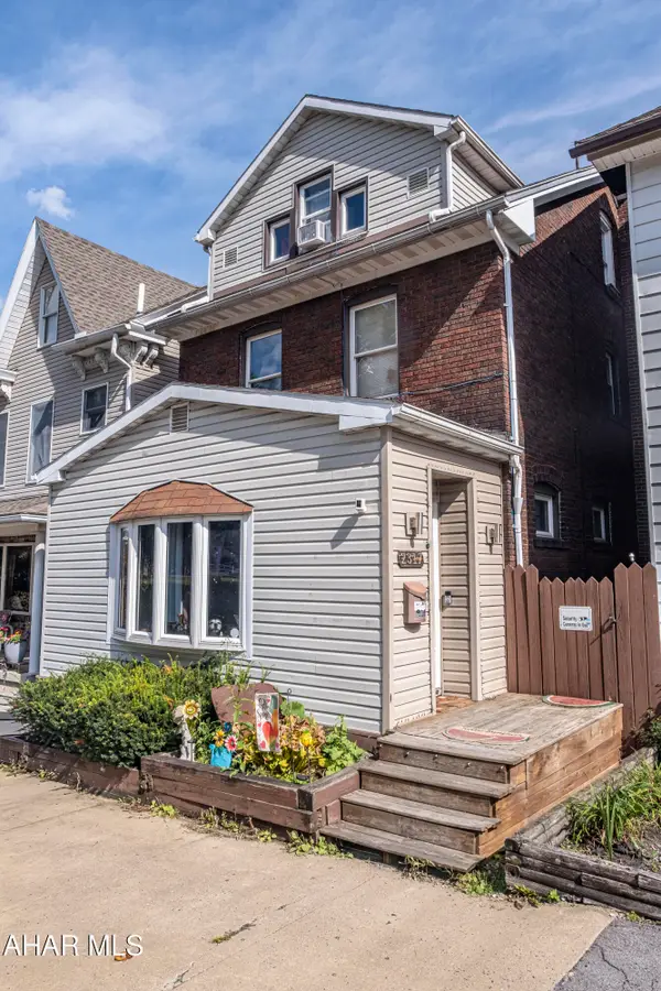 2317 Maple Avenue, Altoona, PA 16601