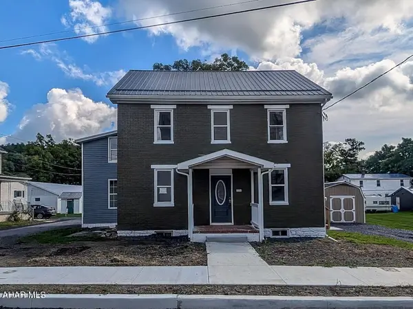 210 N Thomas Street, Bedford, PA 15522