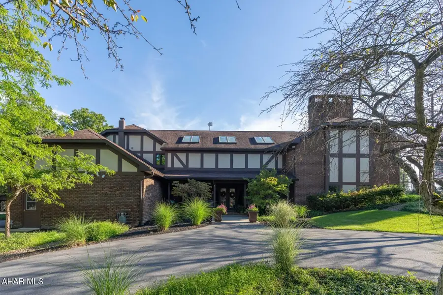 1554 W 7th Street, Tyrone, PA 16686 - #3