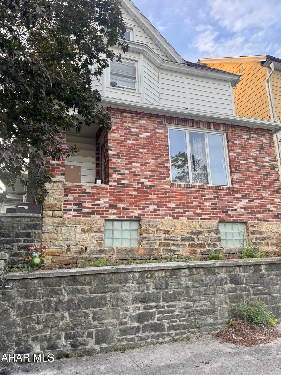 512 22nd Avenue, Altoona, PA 16601 - #2