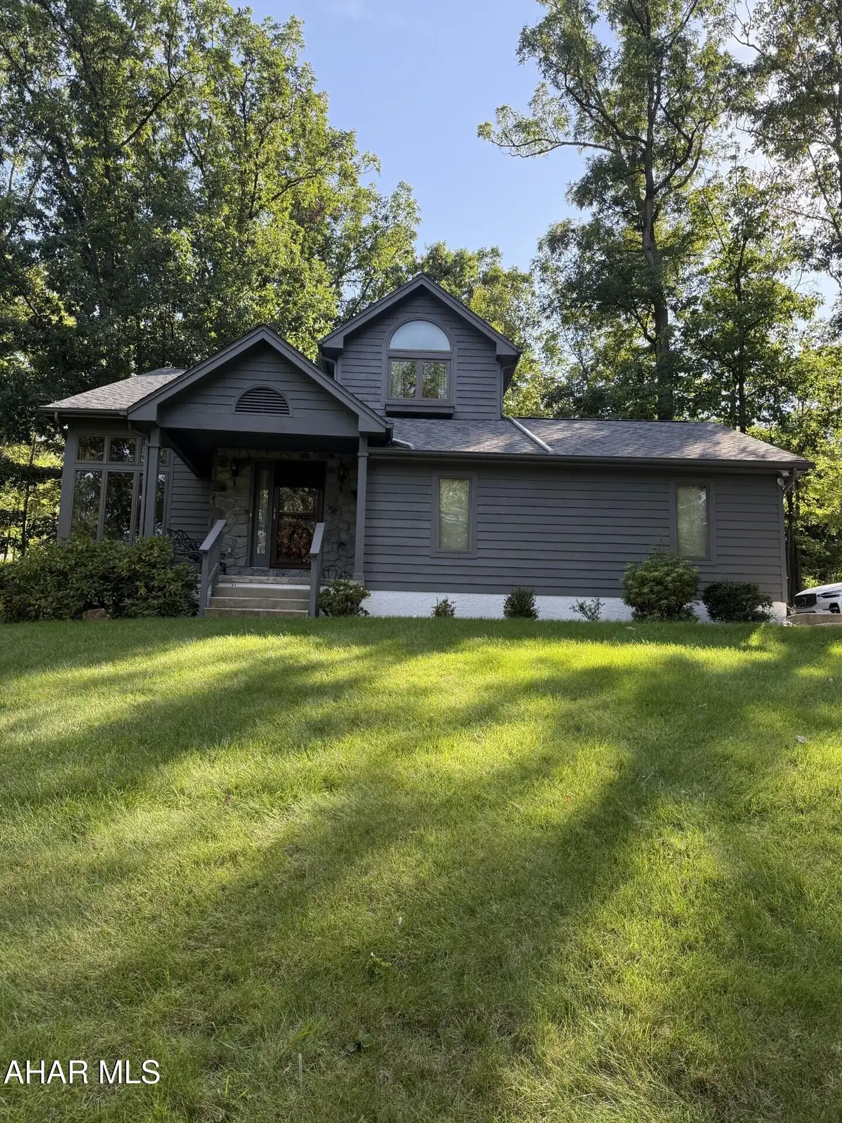 307 Baker Lane, Altoona, PA 16601 - #1