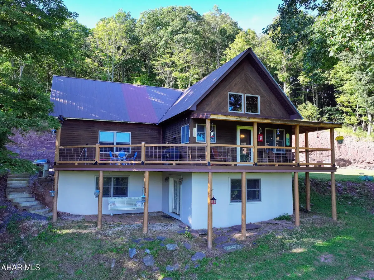 1077 Queen Road, Claysburg, PA 16625 - #1