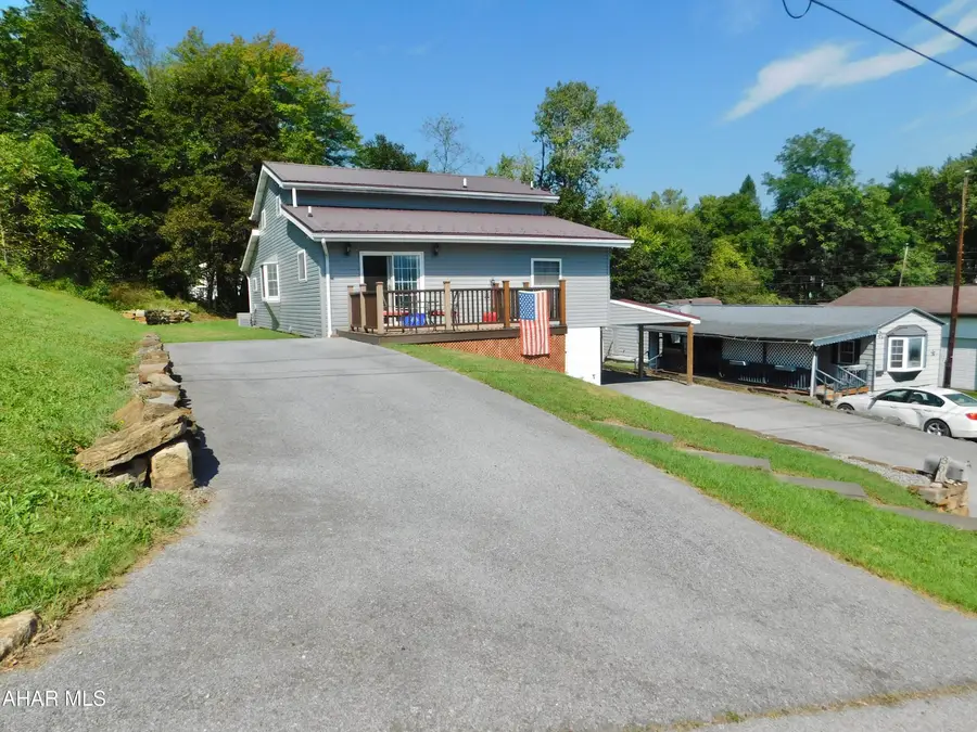 301 N 13th Avenue, Altoona, PA 16601 - #3