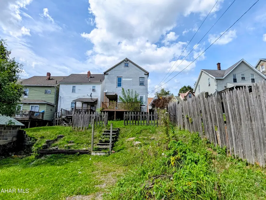 311 Spruce Avenue, Altoona, PA 16601 - #3