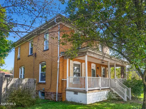 821 Main Street, Windber, PA 15963