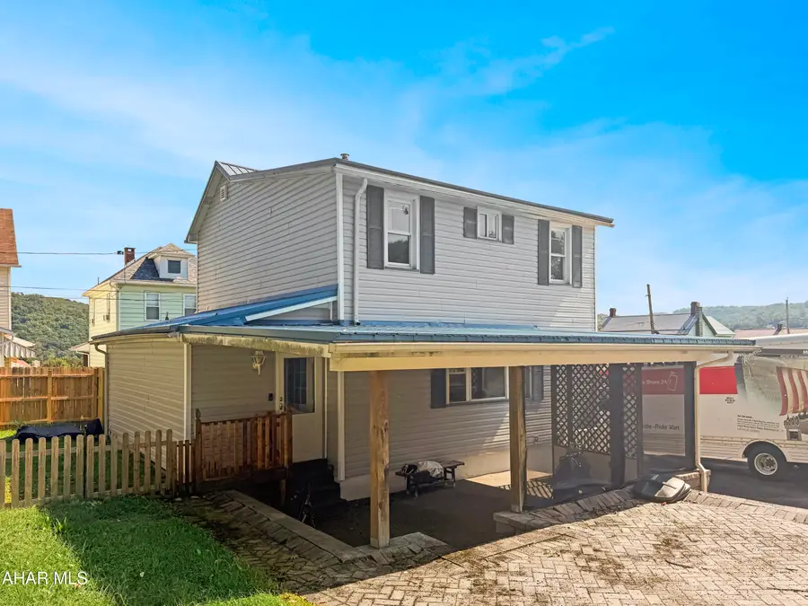329 Diana Avenue, Johnstown, PA 15906 - #2