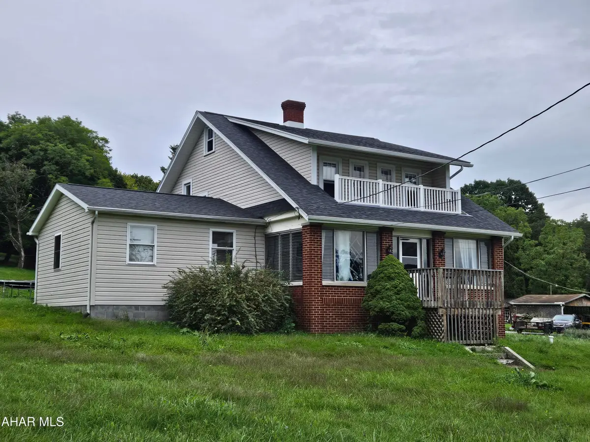 711 Gazebo Lane, Altoona, PA 16601 - #1