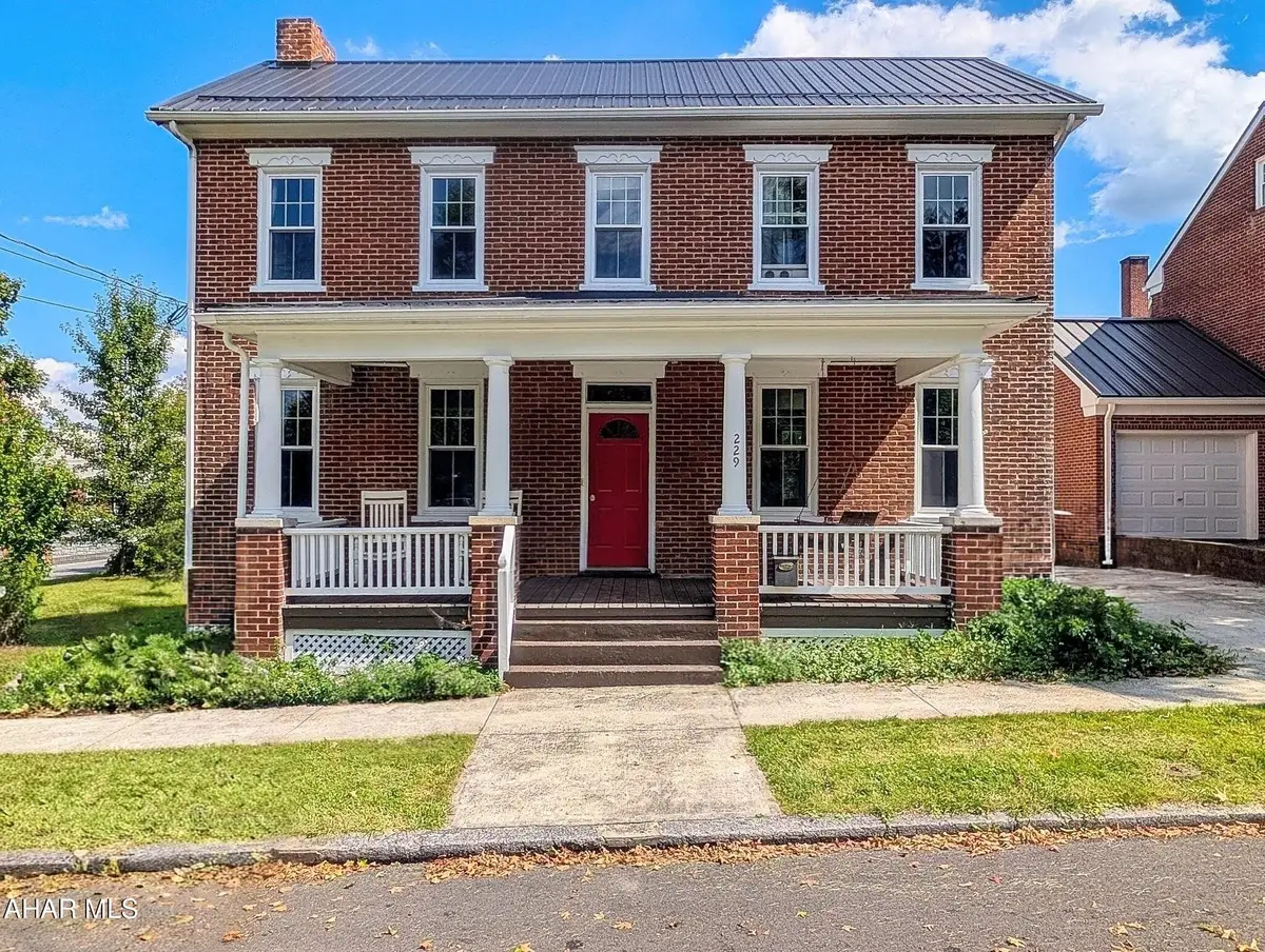 229 S Thomas Street, Bedford, PA 15522 - #1
