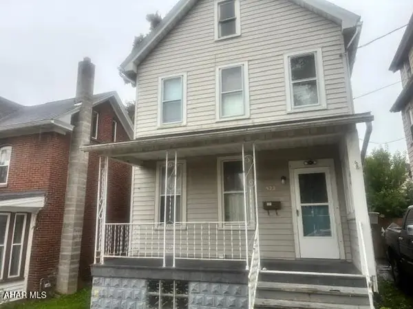 522 Pine Street, Hollidaysburg, PA 16648