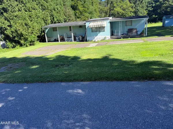 1101 Oxford Road, Altoona, PA 16602