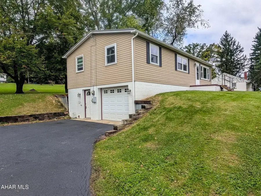 2158 Cumberland Road, Bedford, PA 15522 - #3