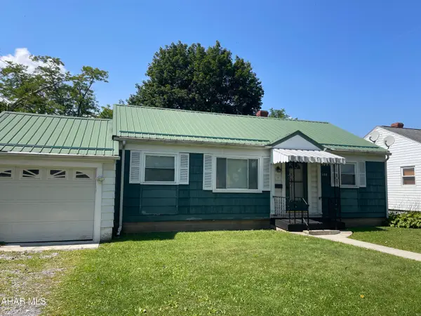 608 E 25th Avenue, Altoona, PA 16601