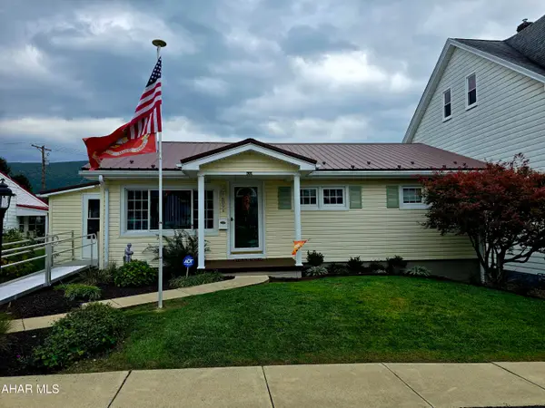 609 E Hudson Avenue, Altoona, PA 16602