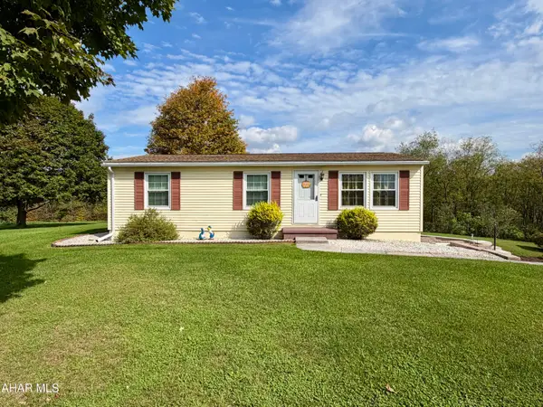2061 Menchtown Road, Everett, PA 15537