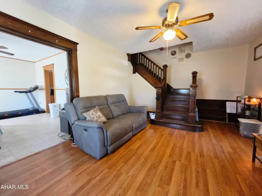 1201 Broadway, Altoona, PA 16601 - #2