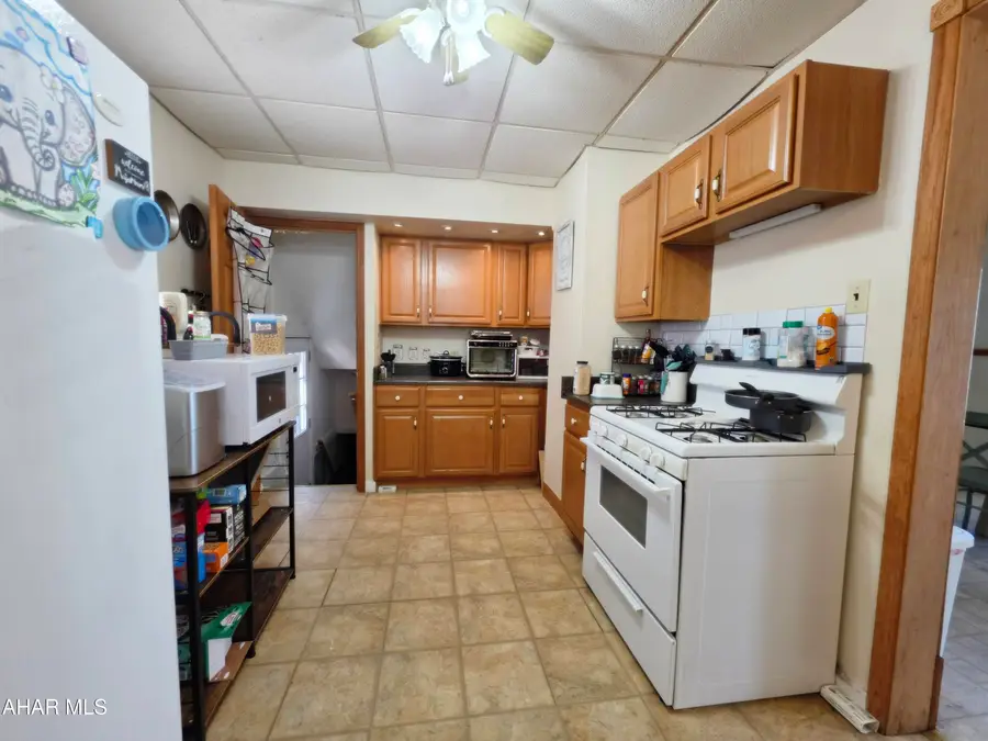 1201 Broadway, Altoona, PA 16601 - #3