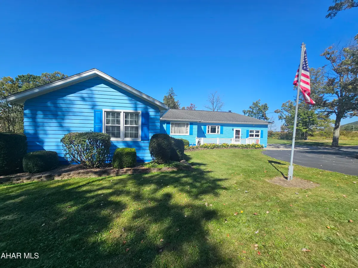 722 Henrietta Road, Martinsburg, PA 16662 - #1