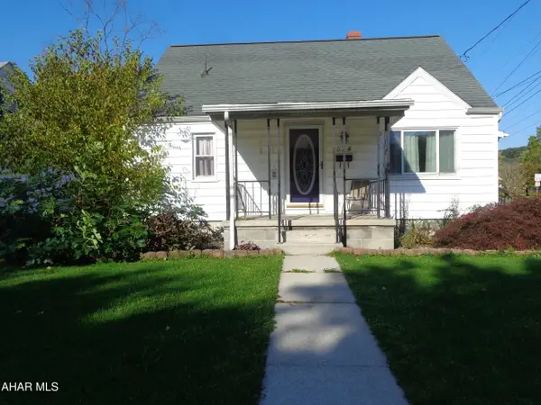 534 E Wopsononock Avenue, Altoona, PA 16601