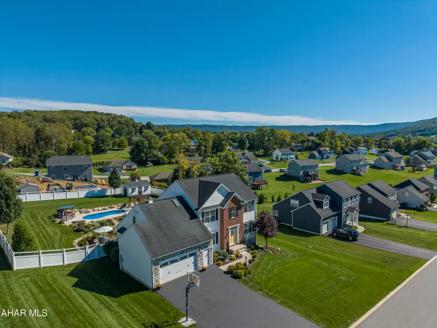 266 Jessica Street, Hollidaysburg, PA 16648 - #2