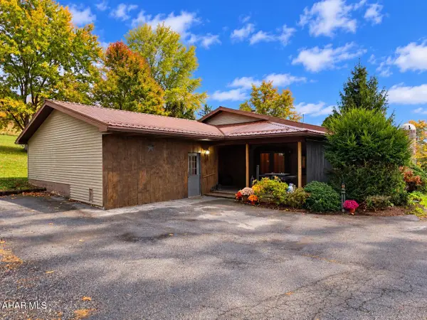 256 Loganbell Lane, Altoona, PA 16601