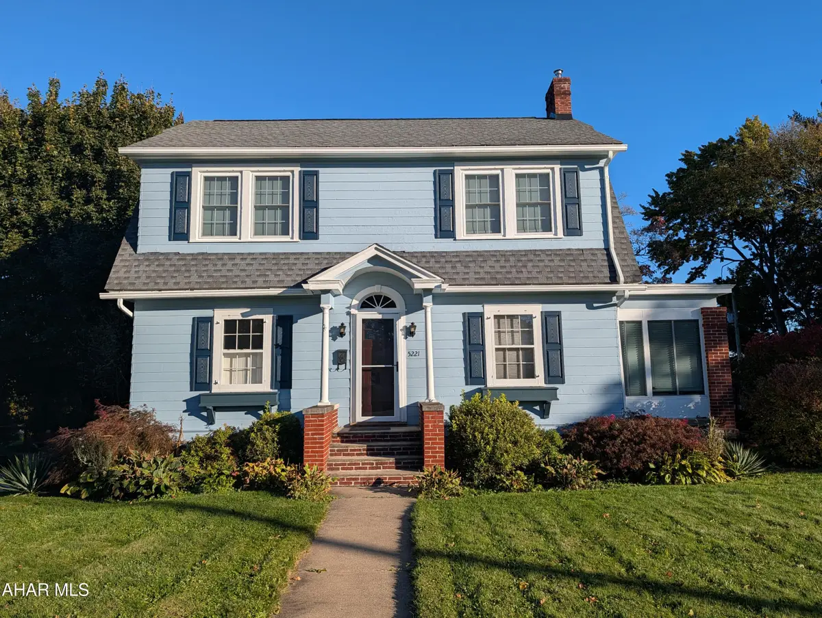 5221 4th Avenue, Altoona, PA 16602 - #1