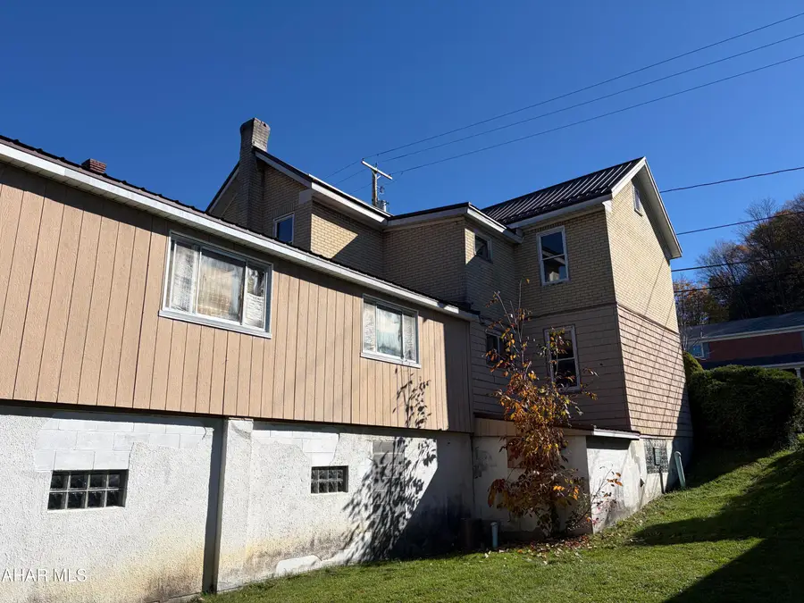 5350 Portage Street, Lilly, PA 15938 - #3