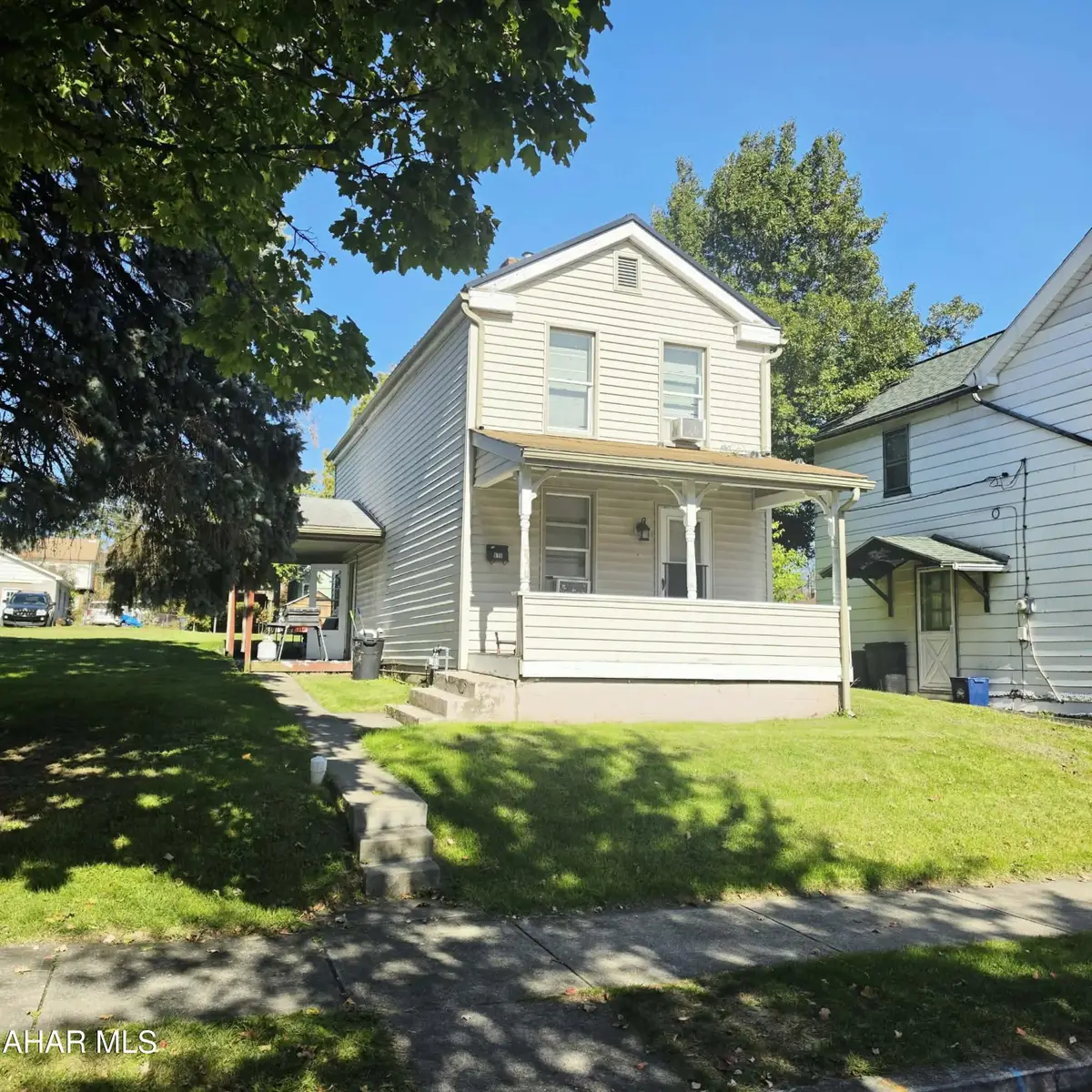 609 S Juniata Street, Hollidaysburg, PA 16648 - #1