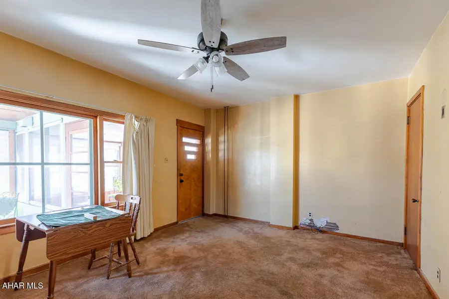 1322 Walton Avenue, Altoona, PA 16602 - #3