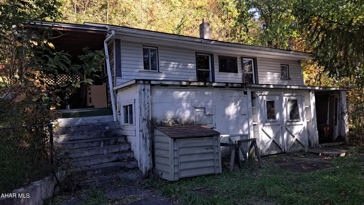 1462 Mill Run Road, Altoona, PA 16601 - #1