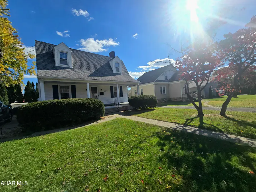 505 E Wopsononock Avenue, Altoona, PA 16601 - #3