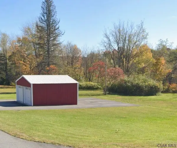 Taylor Ave, Johnstown, PA 15906