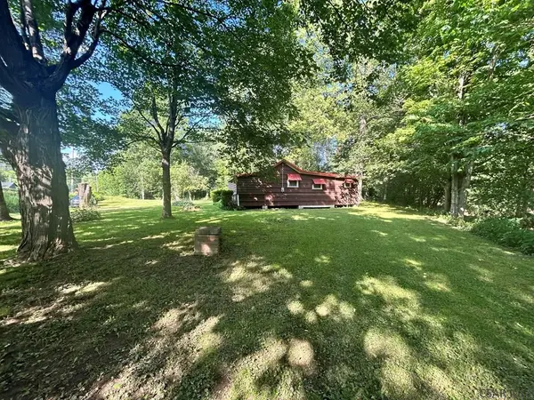 2634 Adams Run Rd, New Paris, PA 15554