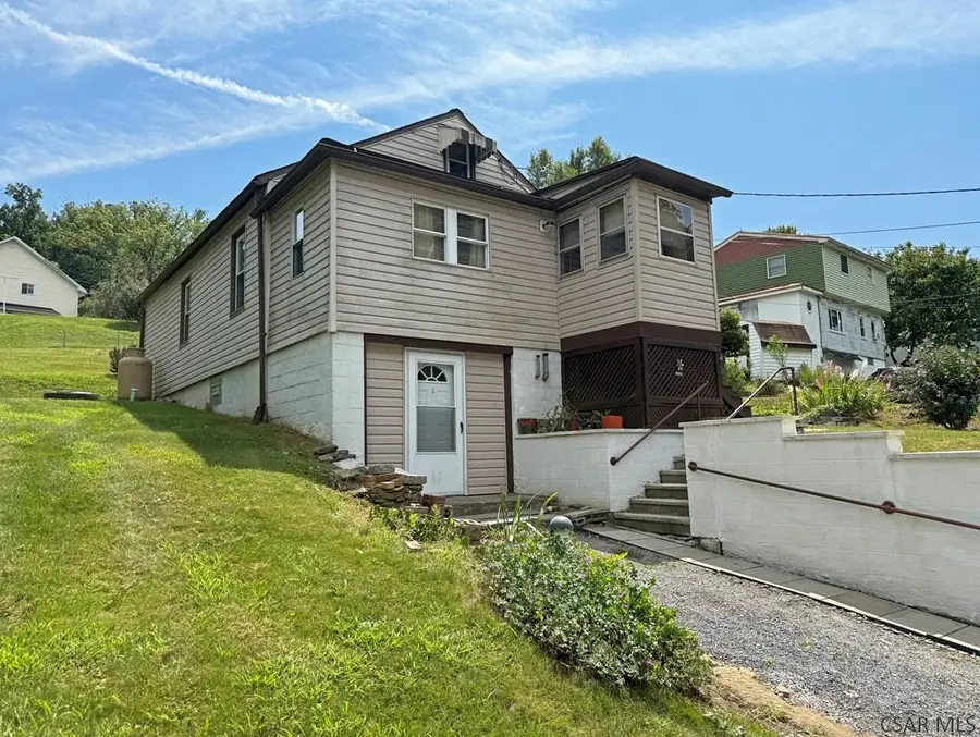 328 Govier Lane, Johnstown, PA 15905 - Image #2