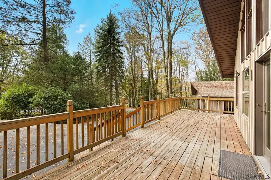616 S Shore Trail, Central City, PA 15926 - #3
