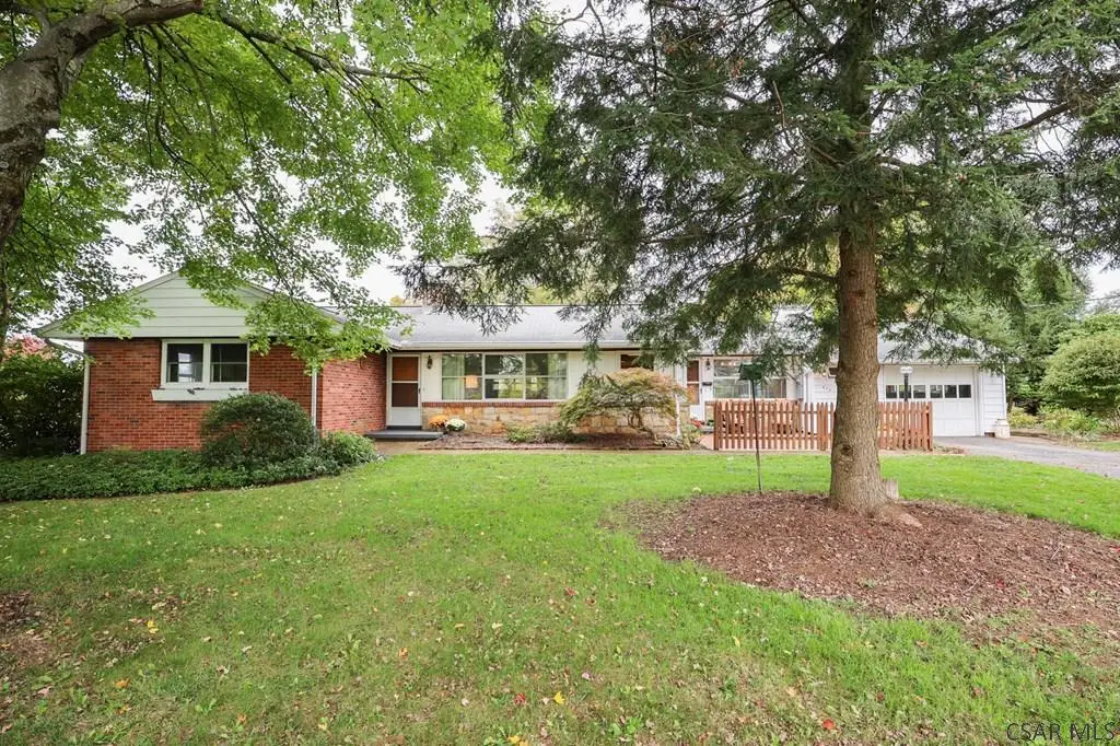 635 Craig Street, Grove City, PA 16127 - #1