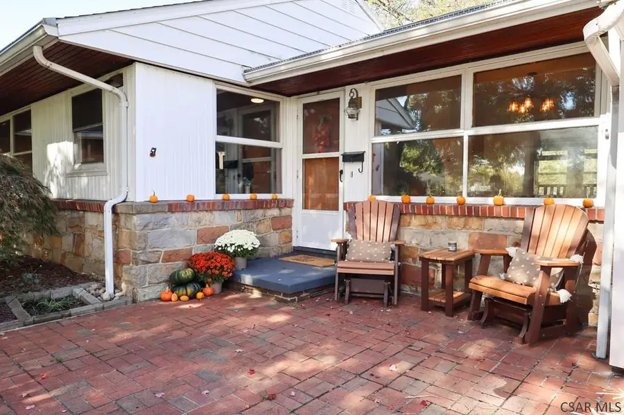 635 Craig Street, Grove City, PA 16127 - #3