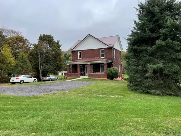 2611 Jackson Ave, Windber, PA 15963
