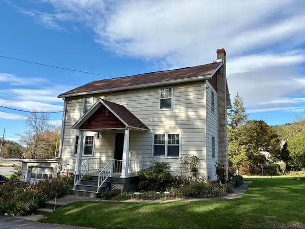 302 Sugar Maple Drive, Windber, PA 15963