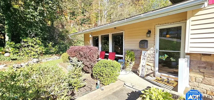 262 Wonder Street Ext, Johnstown, PA 15905 - Image #3