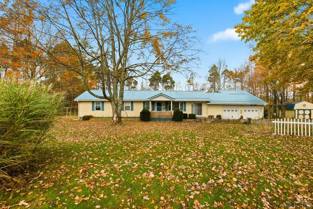 134 Evergreen Dr, Somerset, PA 15501 - Image #1