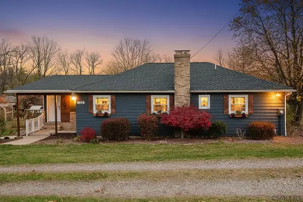 132 Cherry Tree Dr, Davidsville, PA 15928