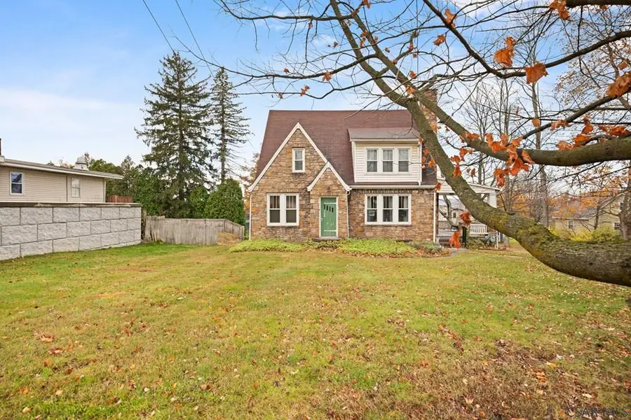 704 Scalp Avenue, Johnstown, PA 15904 - Image #2