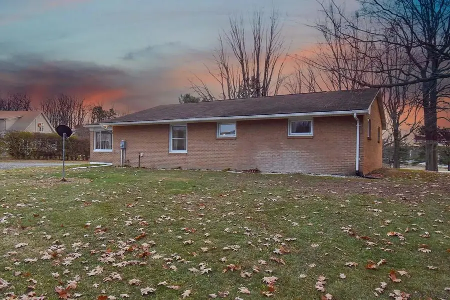 1325 Forest Hills Drive, Salix, PA 15952 - Image #3