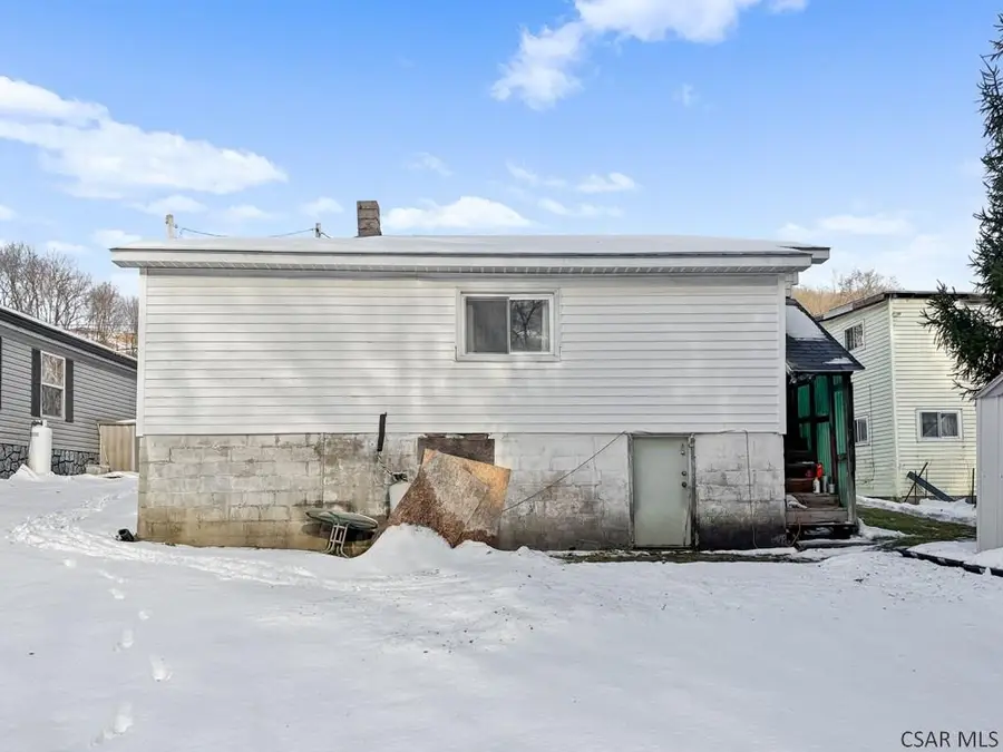 541 Loraine Road, Nanty Glo, PA 15943 - Image #3