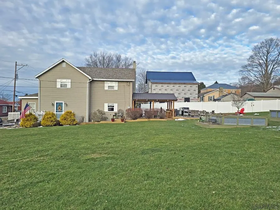 113 Gay St, Salisbury, PA 15558 - Image #2